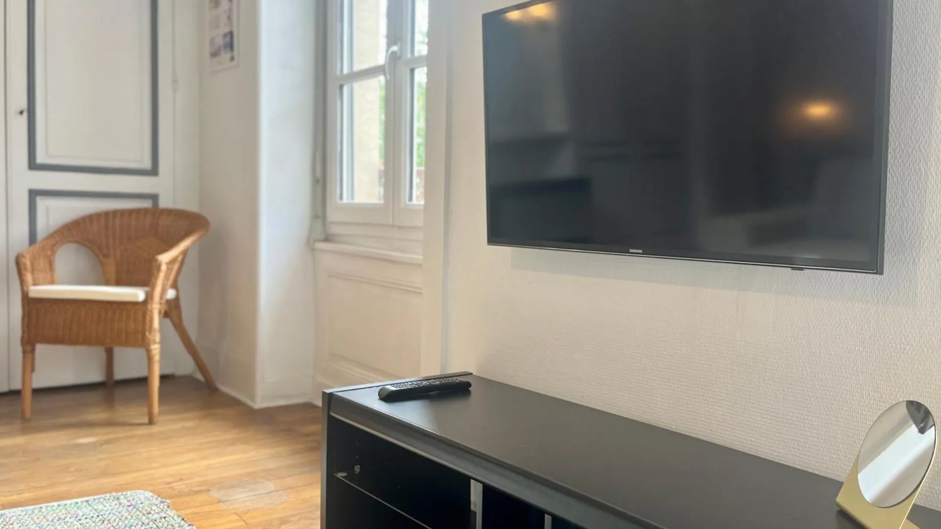 Suite Lavanni Lyon Apartment